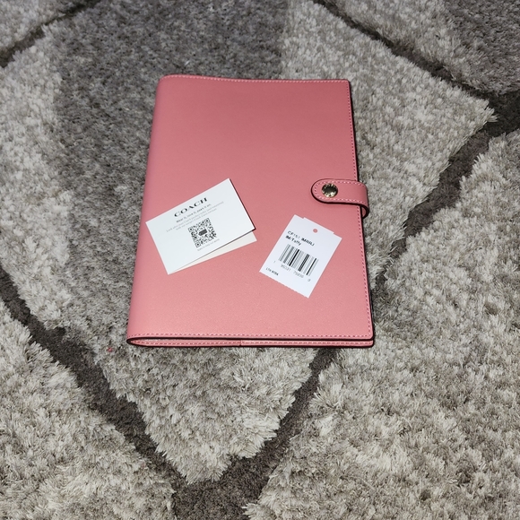 Coach Notebook - Picture 5 of 6